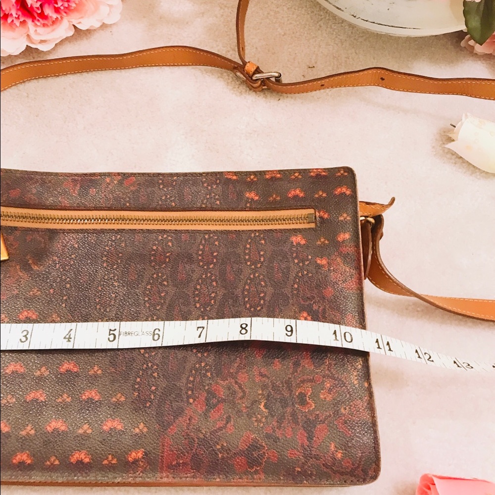 ESCADA Handbag - Picture 7 of 8